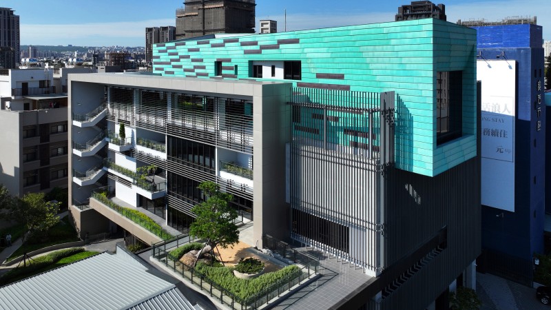 ARIA Architects & Planners - Diamond Sports Group Headquarters Building