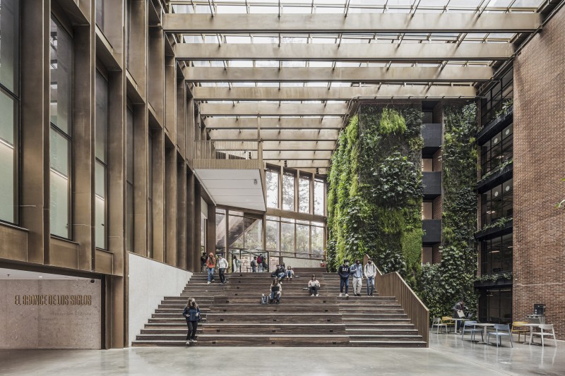 Juan Pablo Ortiz Arquitectos + TALLER Architects - Engineering Laboratories | Pontificia Universidad Javeriana