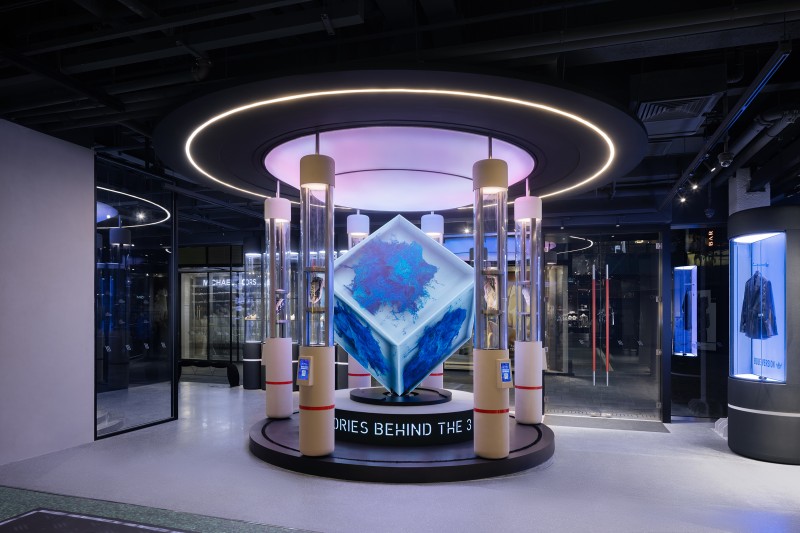 YSPractice - Adidas Sanlitun Flagship Store