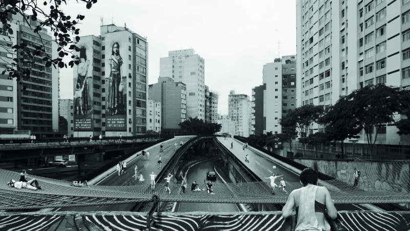 Julia Getschko - Intentos por São Paulo: ensaio Minhocão