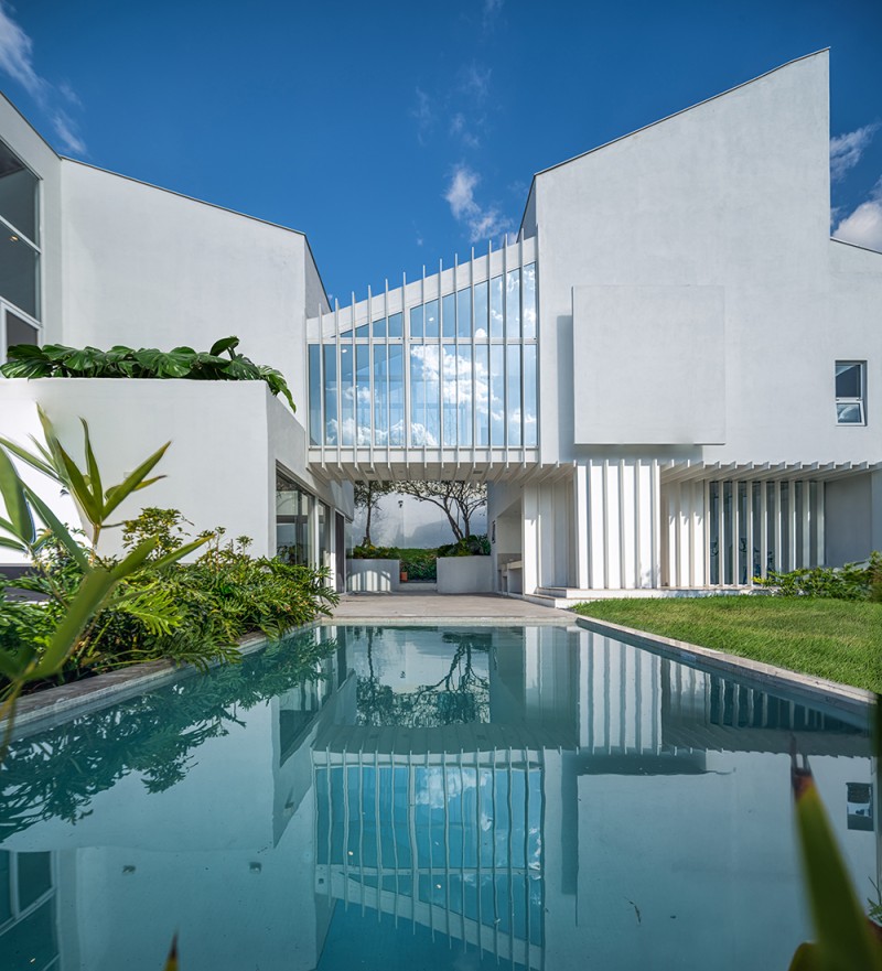 Broissin Architects - House 360