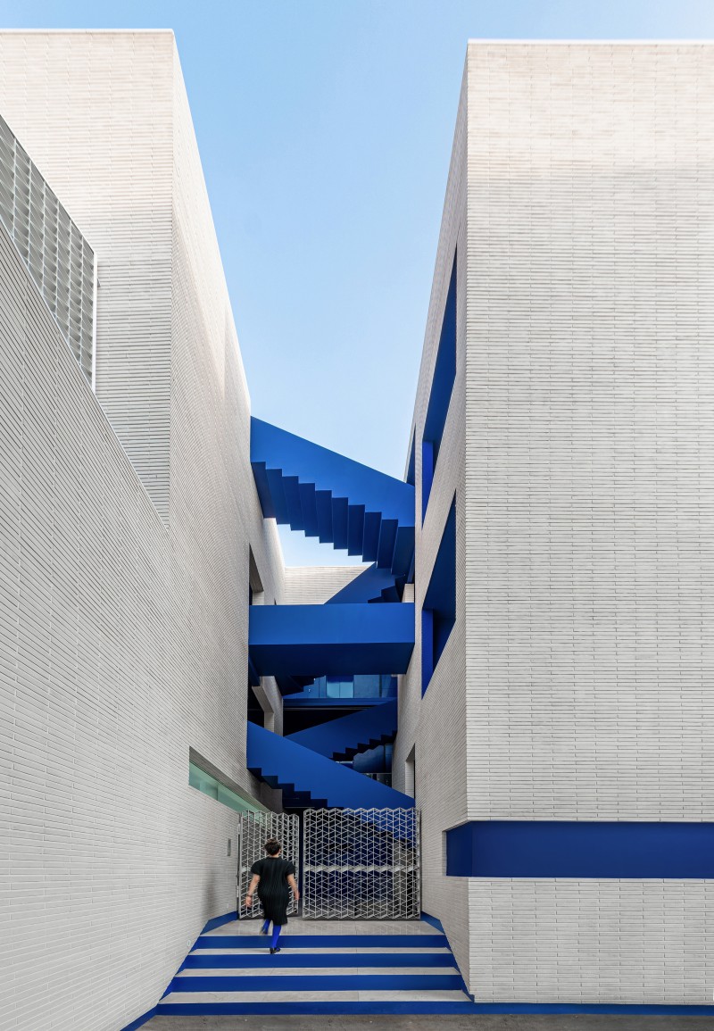 Rooydaad Architects - The “Packet” Residence