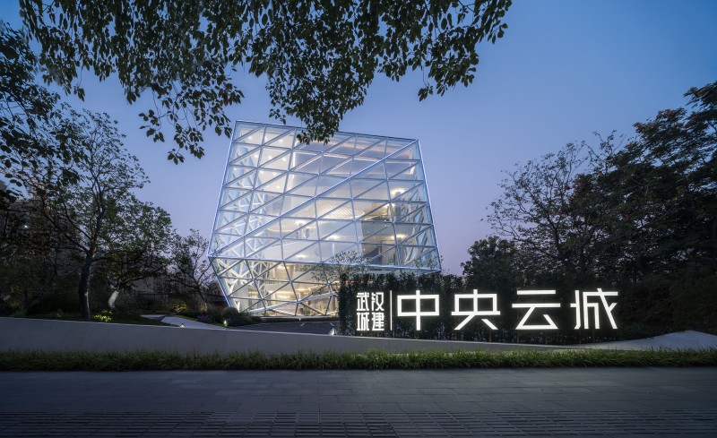Shanghai PTArchitects - Sky Center, Wuhan
