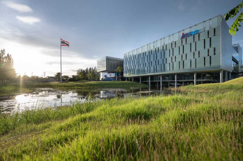 Landscape Architects 49 Limited - IRPC INNOVATION CENTER