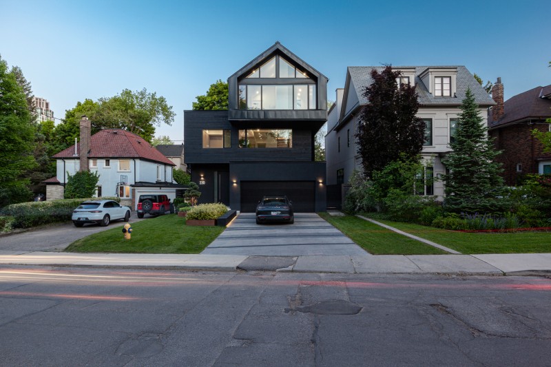Atelier RZLBD - Stack House