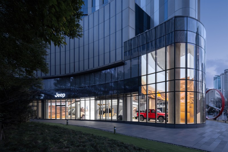 INGROUP - Jeep Discovery Center, Jeep's First Flagship Center in China
